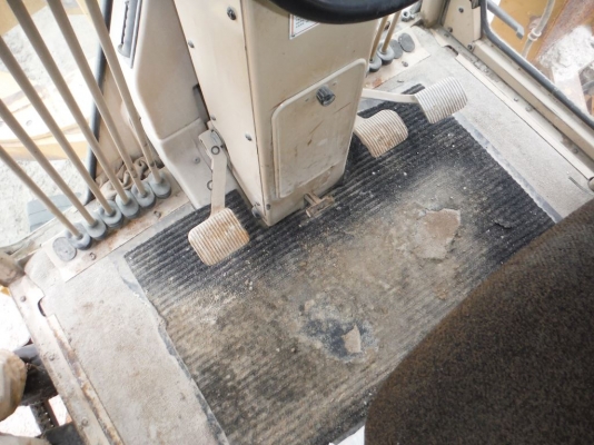 รถขุด 7 ตัน KOBELCO SK70SR-1ES YT04 มือสองญี่ปุ่น รถขุด 7 ตัน KOBELCO SK70SR-1ES YT04 มือสองญี่ปุ่น