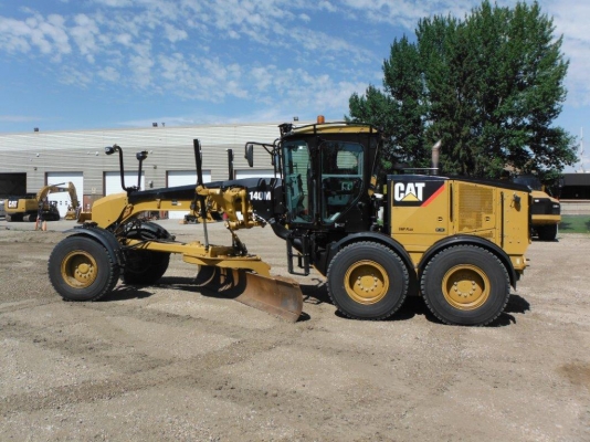 CAT 924F 1.9คิว ราคาไม่แพง