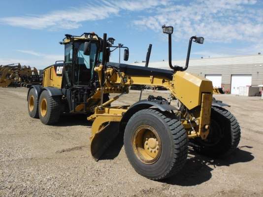 CAT 924F 1.9คิว ราคาไม่แพง