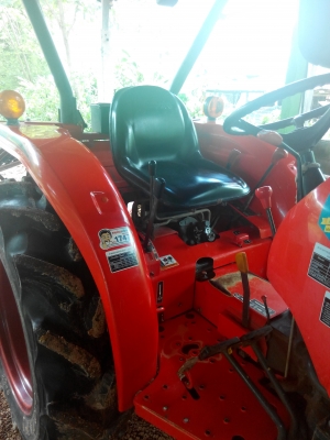 ขายรถไถ 36 แรง ปี 53 2005 ซ.ม. สภาพดีพร้อมใช้เครื่องดีเกียร์พร้อมโอนอุปกรณ์ 2 ชิ้น ขายรถไถ 36 แรง ปี 53 2005 ซ.ม. สภาพดีพร้อมใช้เครื่องดีเกียร์พร้อมโอนอุปกรณ์ 2 ชิ้น