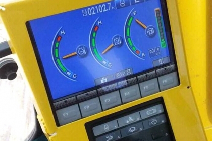ขายKomatsu Pc200 รุ่น 8 2,000ชั่วโมง สวยเต็ม&lt;&lt;&lt; เบอร์ติดต่อ 098-7155789