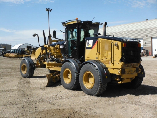 รถเกรด Caterpillar 140M#B9D03702 *USA  สั่งนำเข้าโทร. 080-6565422 (หนิง)