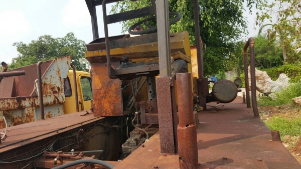 ขาย รถบด 9 ล้อ SINGTHAI เครื่อง คัมมินส์ 4 สูบ รถจอดนานต้องเช็คสภาพหน่อย เอกสารชุดประมูลครับ