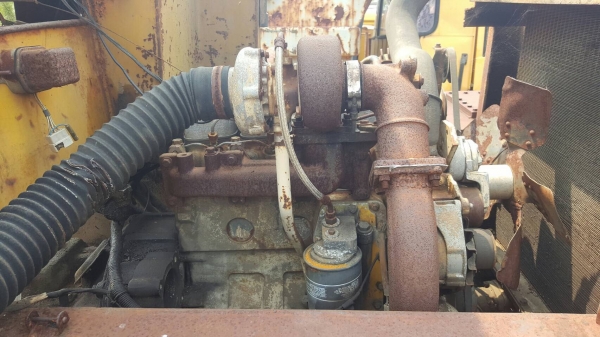 ขาย รถบด 9 ล้อ SINGTHAI เครื่อง คัมมินส์ 4 สูบ รถจอดนานต้องเช็คสภาพหน่อย เอกสารชุดประมูลครับ