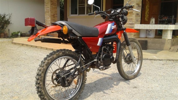 ขาย DT125 ทะเบียนเต็มพร้อมโอนภาษีเต็มเครื่องดีเดินชุดสายใหม่แบตใหม่รถพร้อมใช้เหมาะสะสมหายากแล้ว