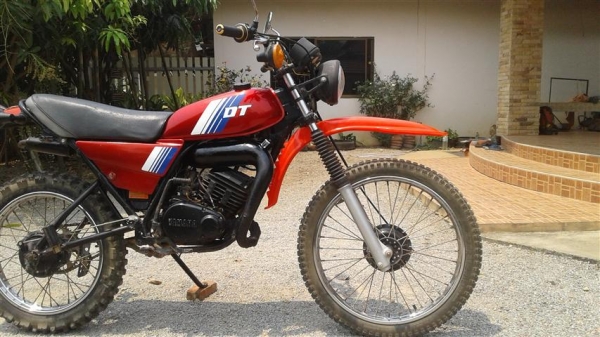 ขาย DT125 ทะเบียนเต็มพร้อมโอนภาษีเต็มเครื่องดีเดินชุดสายใหม่แบตใหม่รถพร้อมใช้เหมาะสะสมหายากแล้ว