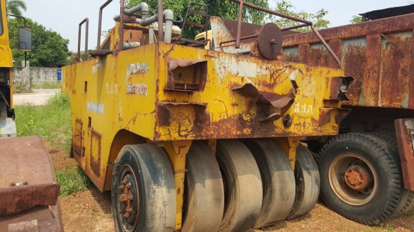 ขาย รถบด 9 ล้อ SINGTHAI เครื่อง ISUZU รถจอดนานต้องเช็คสภาพหน่อย เอกสารชุดประมูลครับ ขาย รถบด 9 ล้อ SINGTHAI เครื่อง ISUZU รถจอดนานต้องเช็คสภาพหน่อย เอกสารชุดประมูลครับ