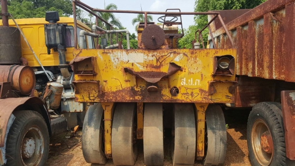 ขาย รถบด 9 ล้อ SINGTHAI เครื่อง ISUZU รถจอดนานต้องเช็คสภาพหน่อย เอกสารชุดประมูลครับ ขาย รถบด 9 ล้อ SINGTHAI เครื่อง ISUZU รถจอดนานต้องเช็คสภาพหน่อย เอกสารชุดประมูลครับ