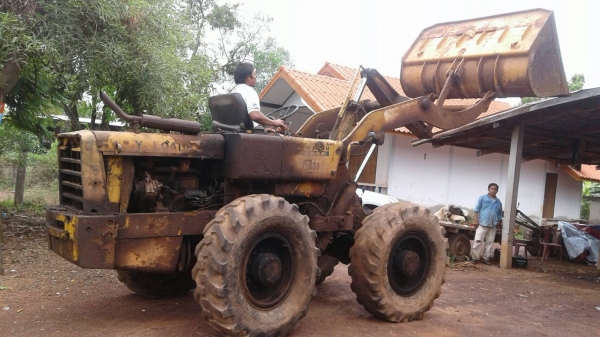 ขาย รถตัก KOMATSU JH30 รถใช้งานอยู่ประจำ เครื่องแน่น ปั้มแรง เกียร์ดี ราคาต่อรองได้ครับ