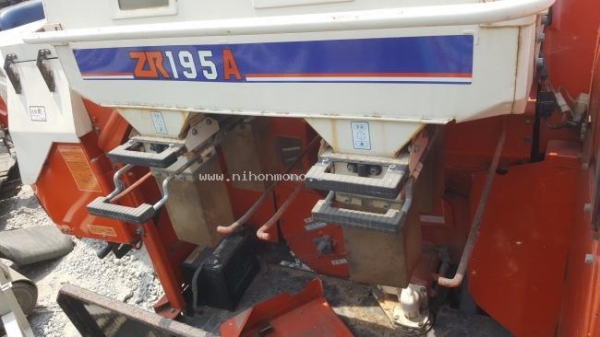 รถเกี่ยวข้าวนั่งขับ KUBOTA RX1950 ราคาพิเศษ 80,000 บาท  รหัสสินค้า : 81004703 www.nihonmono.com