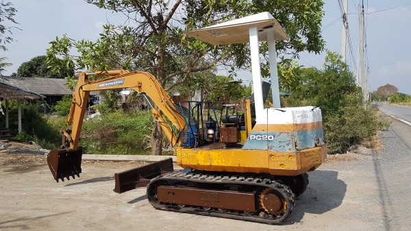 ขายด่วนรถแบคโฮKOMATSUโคมัสซูรุ่นยอดนิยมสวยๆPC20-6เครื่องโคมัสซู3D84เครื่องดีปั่มแรงรถนอกเพิ่งนำเข้ามาใหม่ยังไม่เคยใช้งานในเมืองไทยเลย