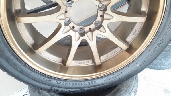 ล้อCE28 ขอบ20 6รู พร้อมยางใหม่  4 ล้อ