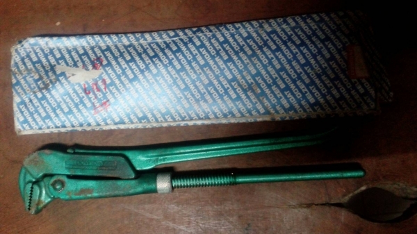 ขายคอม้าDOWIDAT Made in Germany. 1ชุด ขนาด1",1 1/2", 2",3",  4" ใหม่เก่าเก็บ