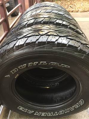 ยาง All Dunlop 265 70 16 กลางปี15 ดอกเยอะ ใช้ยาว ราคาไม่แพง