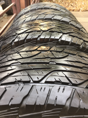 ยาง All Dunlop 265 70 16 กลางปี15 ดอกเยอะ ใช้ยาว ราคาไม่แพง