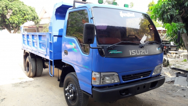 ขายNPR66LX5 เครื่อง4HG1-130 เทอร์โบว์ ปี38 รถสวยสวยขับดี พร้อมใช้งาน ทะเบียนเต็มเล่มพร้อม ต่อรองได้