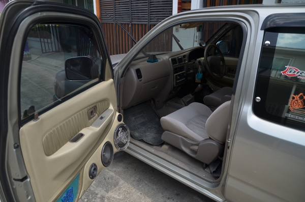 ขายรถกระบะ ไทเกอร์ d4d 2500 cc. สเปชเคป