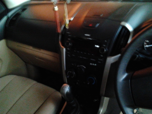 ขาย กระบะแค็ป ISUZU D-MAX L SPACECAB Ddi I-TEQ2.5 MT(ALL-NEW) ปี55/12 รถสวยสภาพเหมือนใหม่ ประหยัดเกือบแสน วิ่ง 16,xxx ไม่ค่อยได้ใช้งาน จดทะเบียน สิงหา 55 เดิมทุกจุด พร้อมใช้งาน ราคาต่อรองได้ครับ