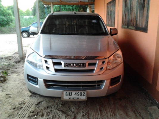ขาย กระบะแค็ป ISUZU D-MAX L SPACECAB Ddi I-TEQ2.5 MT(ALL-NEW) ปี55/12 รถสวยสภาพเหมือนใหม่ ประหยัดเกือบแสน วิ่ง 16,xxx ไม่ค่อยได้ใช้งาน จดทะเบียน สิงหา 55 เดิมทุกจุด พร้อมใช้งาน ราคาต่อรองได้ครับ