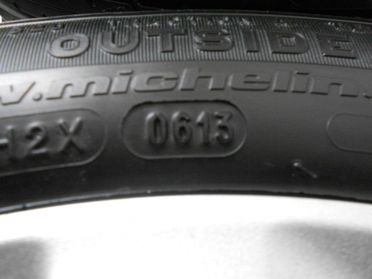 ขายล้อแม็ก Honda city ขอบ 15 พร้อมยางป้ายแดงปี 13/เทิร์นได้-ใส่ฟรีค่ะ ขายล้อแม็ก Honda city ขอบ 15 พร้อมยางป้ายแดงปี 13/เทิร์นได้-ใส่ฟรีค่ะ