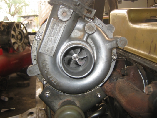 ขายเครื่องพร้อมเกีย 2500เทอโบ