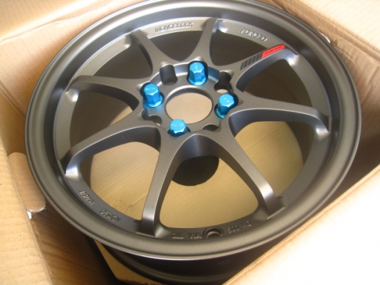 ขายล้อแม็กของใหม่ ce28n 15"x7" 4/100 et40 +ยางใหม่ 15500 บาท(081-3747940)