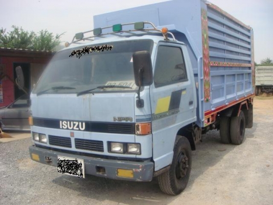 6 ล้อ ISUZU NPR 110 แรงม้า