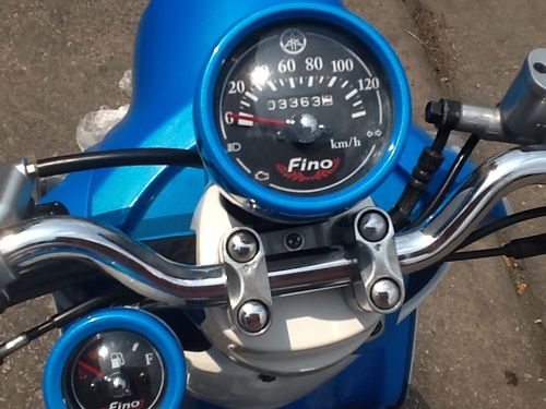 FINOลายปารีสรถปี2012สวยแกะกล่อง