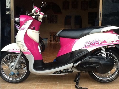 FINOลายปารีสรถปี2012สวยแกะกล่อง