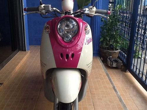 FINOลายปารีสรถปี2012สวยแกะกล่อง