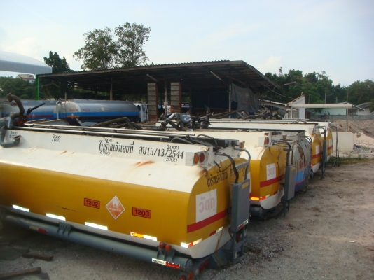 ถังน้ำมันขายทั้งหมด 7 ใบ มีทั้งโหลดล่างโหลดบน