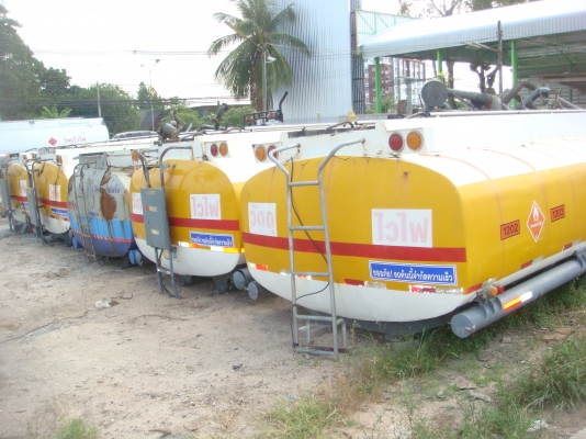 ถังน้ำมันขายทั้งหมด 7 ใบ มีทั้งโหลดล่างโหลดบน