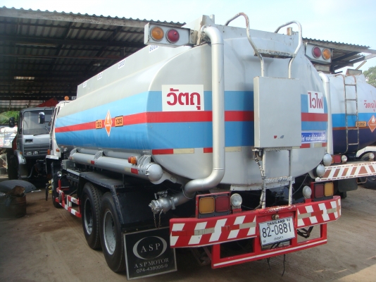 ถังน้ำมันขายทั้งหมด 7 ใบ มีทั้งโหลดล่างโหลดบน