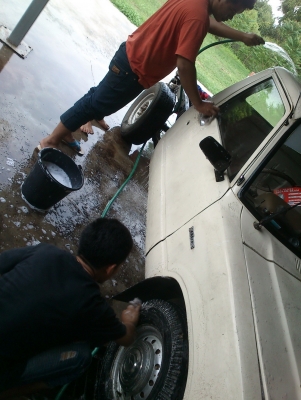 TOYOTA ม้าดำ RN30 4 ขอไฟกลม