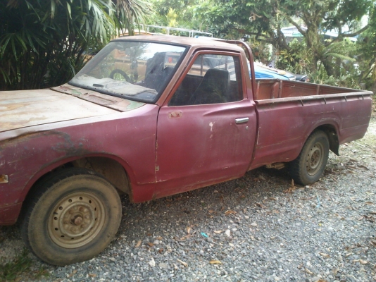 ช้างเหยียบ datsun620 5ขอ 20000 ช้างเหยียบ datsun620 5ขอ 20000