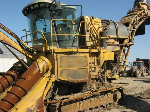 ด่วน!!!ขายรถตัดอ้อยมือสอง คามิโก้ ปี2002 5,471 ชั่วโมง คันที่ 1