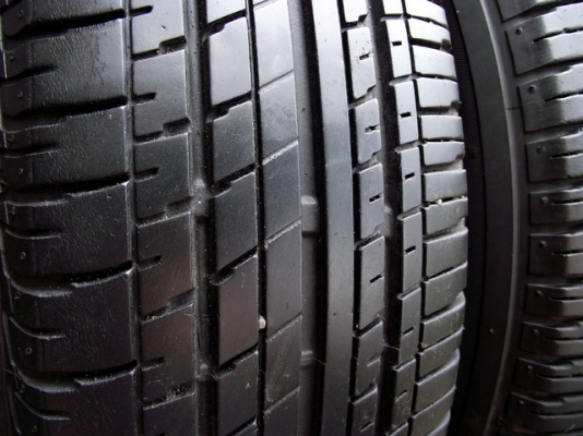 ยาง175/65/15 1ชุดถูกๆ