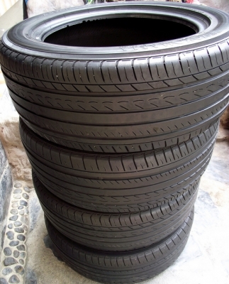 ยาง 215/55/16 ถูกๆ 1ชุด ยาง 215/55/16 ถูกๆ 1ชุด