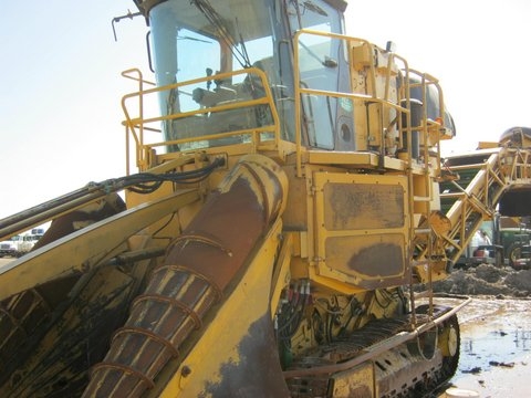 ด่วน!!!ขายรถตัดอ้อยมือสอง คามิโก้ ปี2003 6,978 ชั่วโมง คันที่ 2