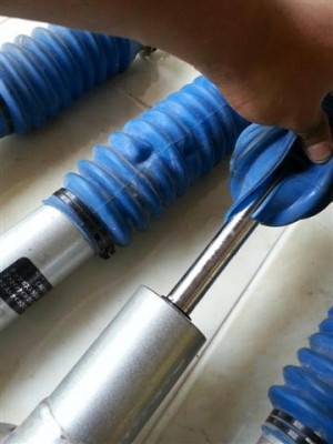 ขายโช๊คโปรเฟนเดอร์ แกน 20 ใส่ D-max ขับ2 ขายโช๊คโปรเฟนเดอร์ แกน 20 ใส่ D-max ขับ2