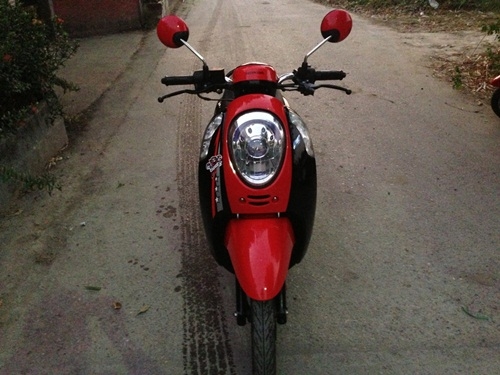 ขายscoopy-iสีเเดงดำ ปี2555