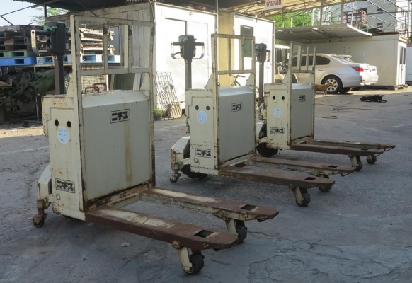 Handlift Nichiyu PTE10-40B-009 สภาพเก่าญี่ปุ่น นำเข้าเองจากญี่ปุ่น