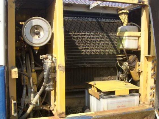 รถขุดดิน PC120-5  มีไลน์หัวเจาะ  กำลังเดินทางเข้าไทยเร็ว ๆ นี้  โทร.081-373-0559