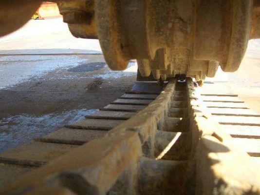 รถขุดดิน PC120-5  มีไลน์หัวเจาะ  กำลังเดินทางเข้าไทยเร็ว ๆ นี้  โทร.081-373-0559