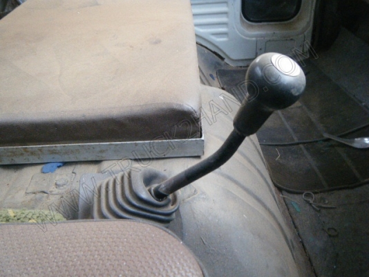 หัวเก๋ง รถบรรทุก 6 ล้อ ยี่ห้อ HINO รุ่น FB หัวเก๋ง รถบรรทุก 6 ล้อ ยี่ห้อ HINO รุ่น FB