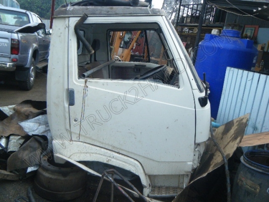 หัวเก๋ง รถบรรทุก 6 ล้อ ยี่ห้อ HINO รุ่น FB หัวเก๋ง รถบรรทุก 6 ล้อ ยี่ห้อ HINO รุ่น FB