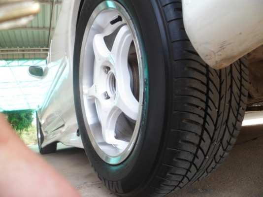 ขายแลกแม็ก LENSO ขอบ 15 4 รู 100 พร้อมยาง ใช้งานได้ไม่ถึงเดือน สภาพใหม่มาก ขายถูกๆ ขายแลกแม็ก LENSO ขอบ 15 4 รู 100 พร้อมยาง ใช้งานได้ไม่ถึงเดือน สภาพใหม่มาก ขายถูกๆ