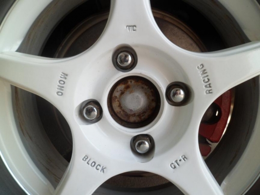 ขายแลกแม็ก LENSO ขอบ 15 4 รู 100 พร้อมยาง ใช้งานได้ไม่ถึงเดือน สภาพใหม่มาก ขายถูกๆ ขายแลกแม็ก LENSO ขอบ 15 4 รู 100 พร้อมยาง ใช้งานได้ไม่ถึงเดือน สภาพใหม่มาก ขายถูกๆ