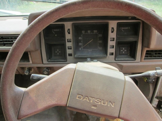 ขาย datsun 720 เครื่อง 1600 cc 4 ขอ