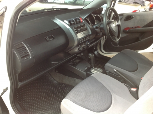 ขายjazzปี04ตัวtopติดแก็ส ไม่ต้องใช้เงินออกรถสักกะบาท